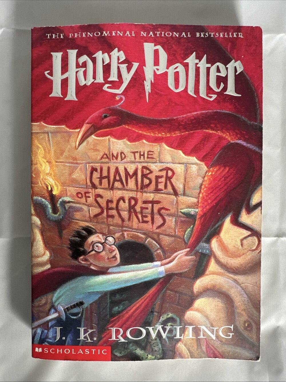 Harry Potter and The Chamber of Secrets -Paper back JK Rowling 9780439064873